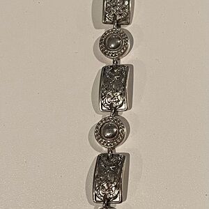 Premier Design Vintage Women's Bracelet